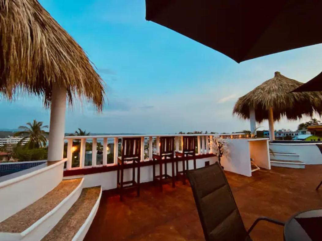 Ximajo Nieto Hotel Puerto Escondido  Exterior photo